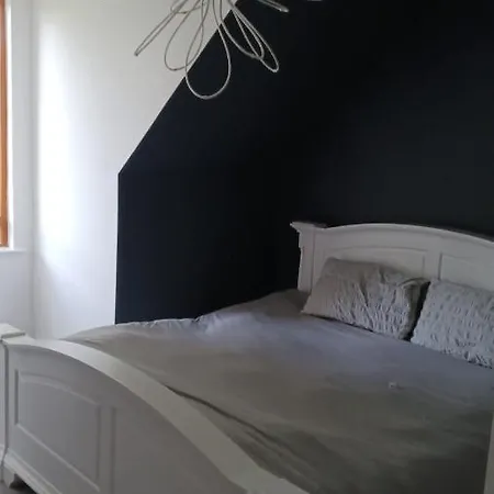 Homestay Heyward Mews