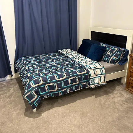 Heyward Mews Homestay